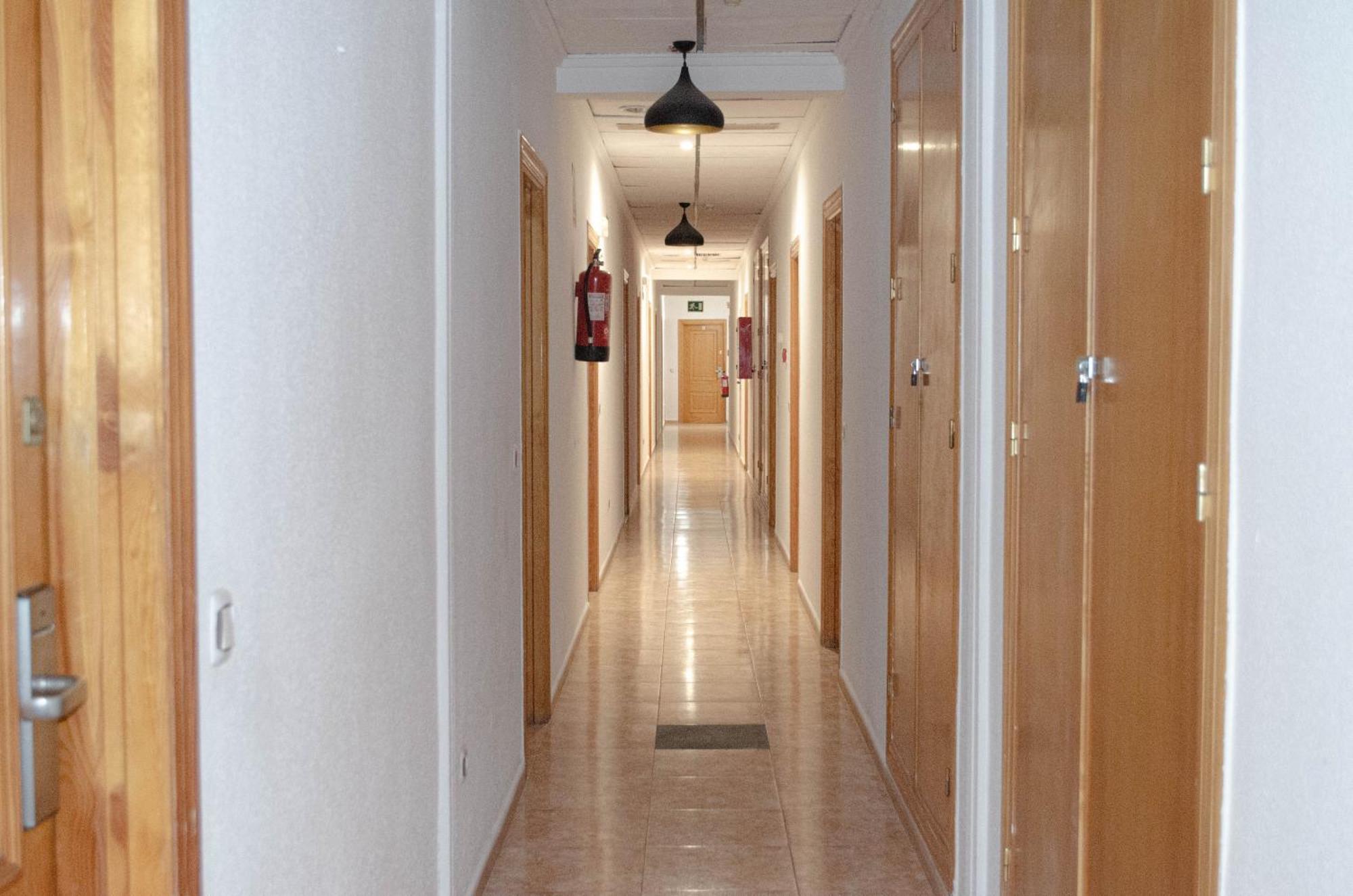 טורבייחה Hostal Gran Via Levante מראה חיצוני תמונה